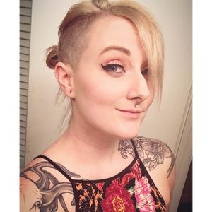 Meet your Posher, Kimberly